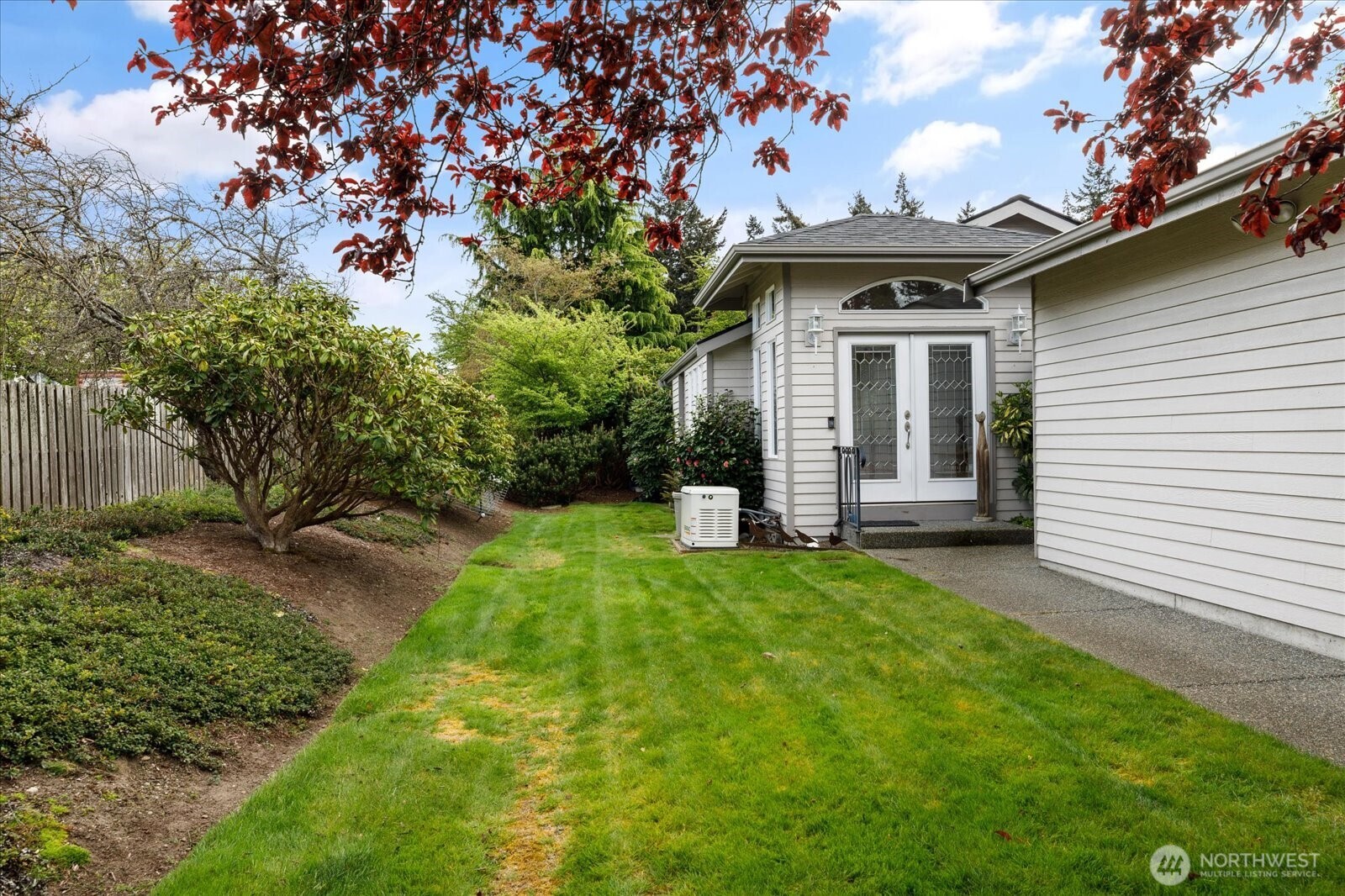 2475 SW Talon Loop Oak Harbor WA 98277