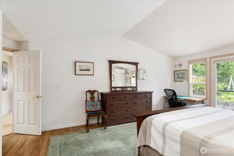 2475 SW Talon Loop Oak Harbor WA 98277