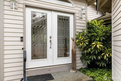 2475 SW Talon Loop Oak Harbor WA 98277