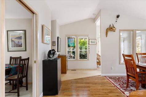 2475 SW Talon Loop Oak Harbor WA 98277