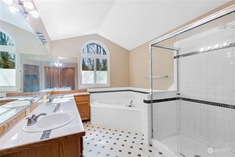 18003 41st Place W Lynnwood WA 98037