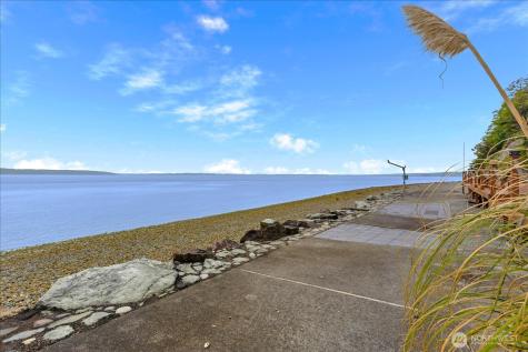 1085 Rockaway Lane Camano Island WA 98282