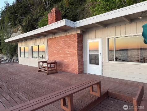 1085 Rockaway Lane Camano Island WA 98282