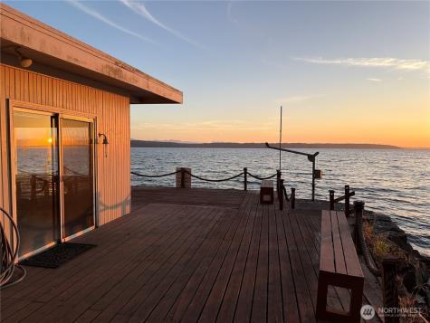 1085 Rockaway Lane Camano Island WA 98282