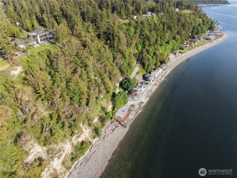 1085 Rockaway Lane Camano Island WA 98282