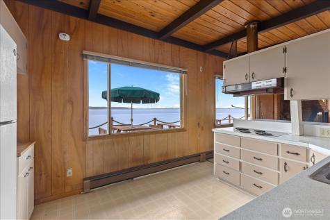 1085 Rockaway Lane Camano Island WA 98282