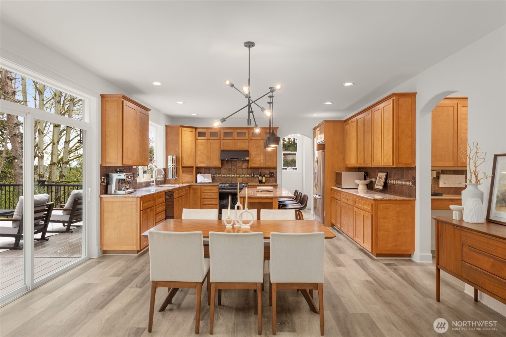 15820 104th Avenue NE Bothell WA 98011