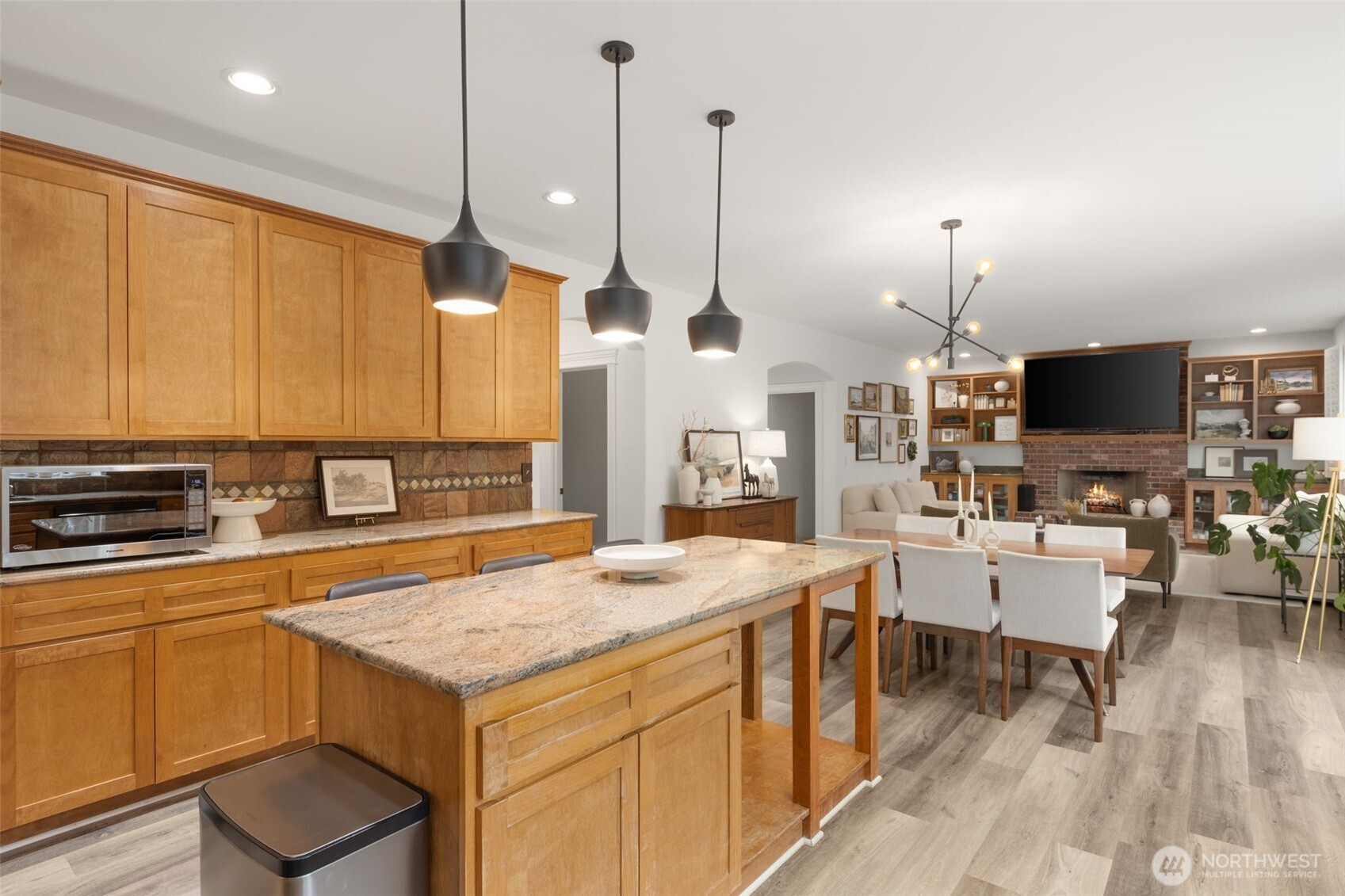 15820 104th Avenue NE Bothell WA 98011