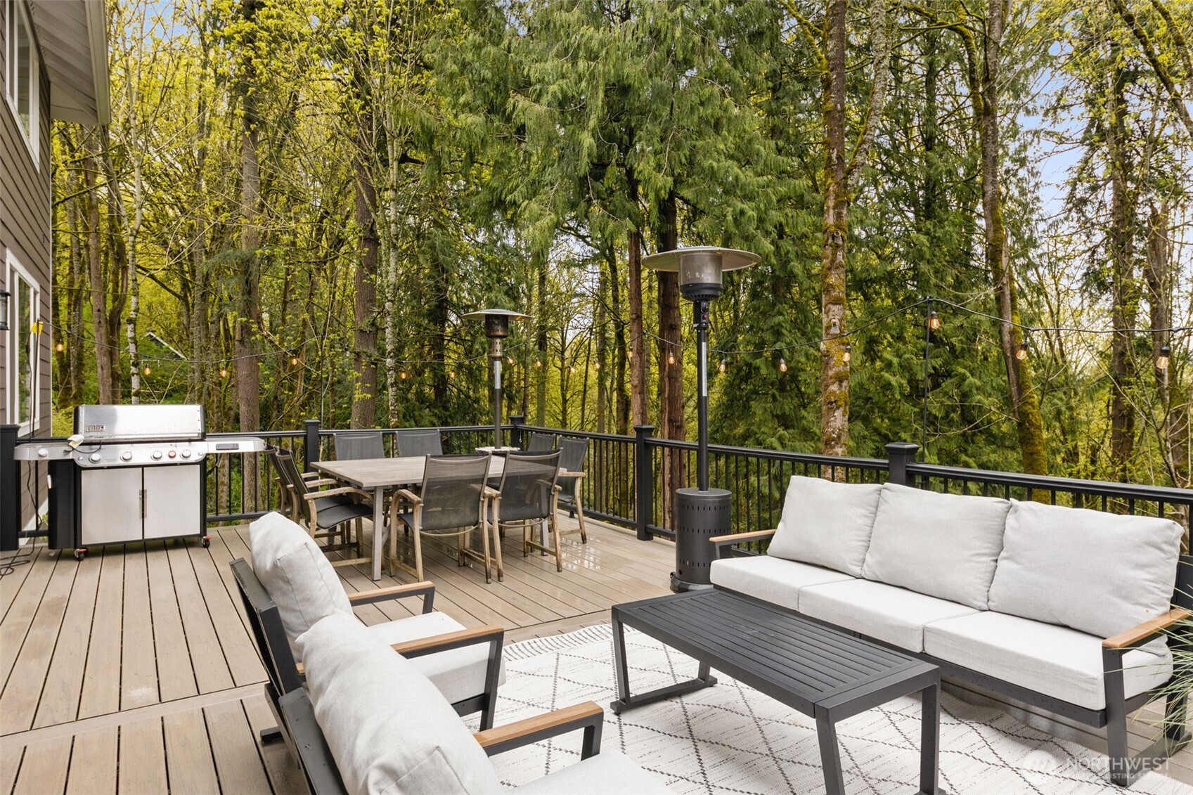 15820 104th Avenue NE Bothell WA 98011