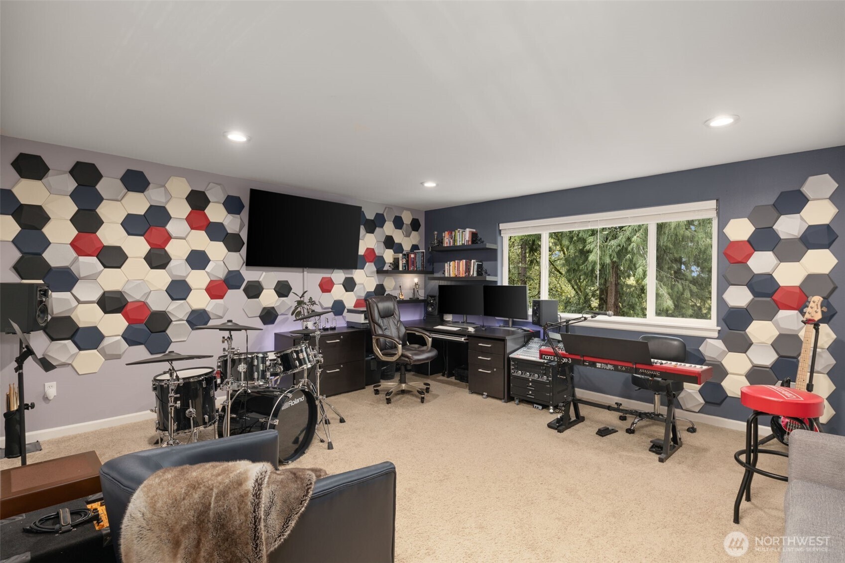 15820 104th Avenue NE Bothell WA 98011