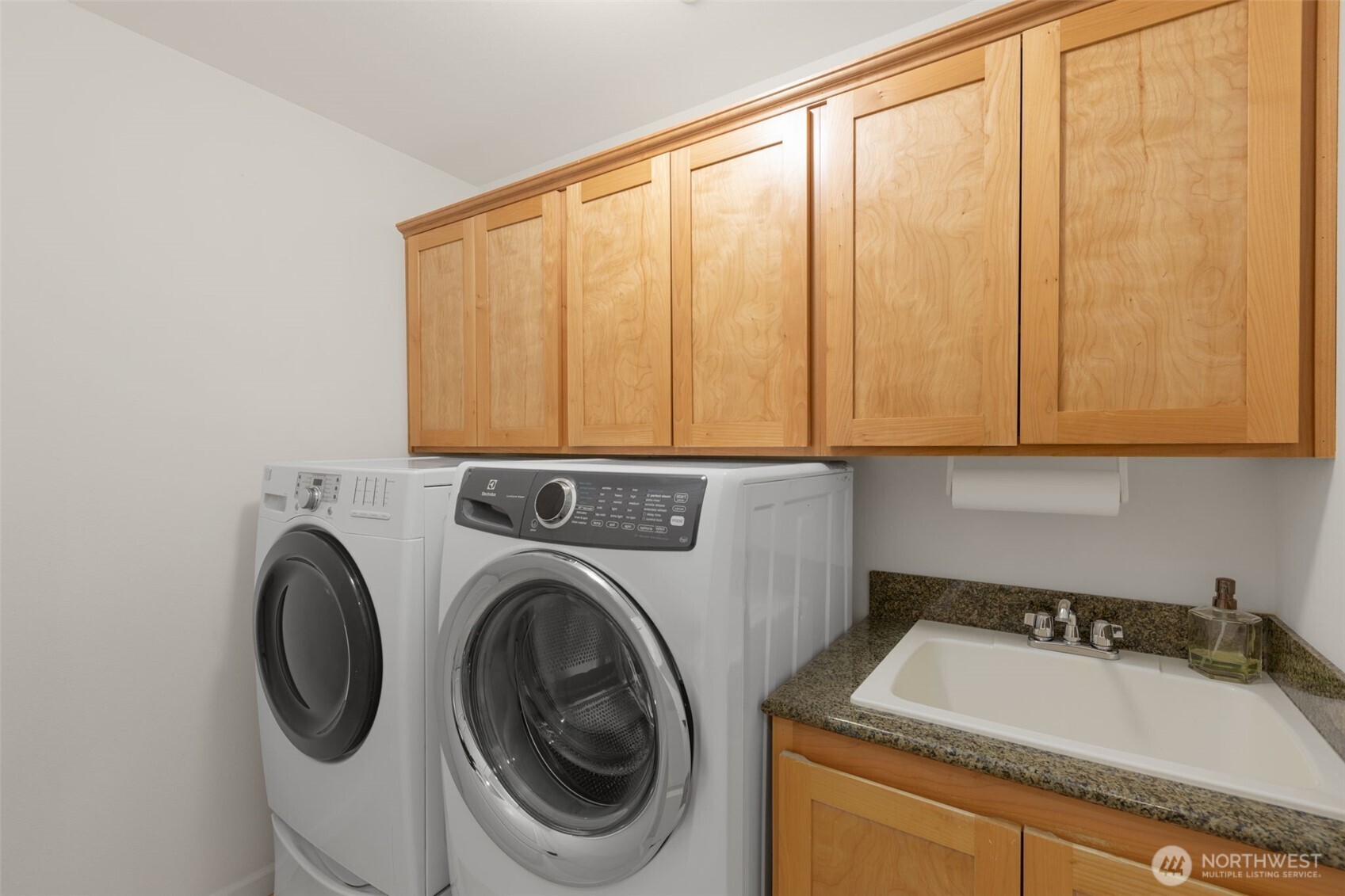15820 104th Avenue NE Bothell WA 98011