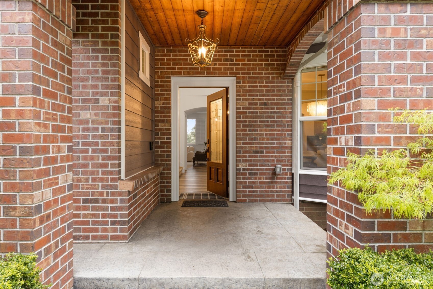 15820 104th Avenue NE Bothell WA 98011