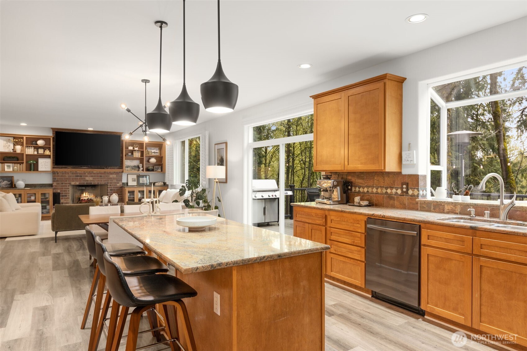 15820 104th Avenue NE Bothell WA 98011