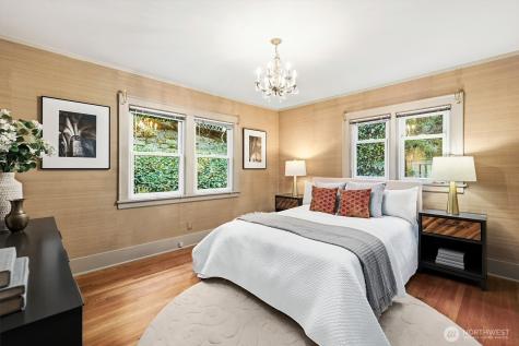 2514 Lake Park Drive S Seattle WA 98144