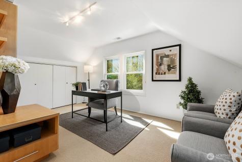 2514 Lake Park Drive S Seattle WA 98144