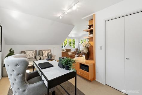 2514 Lake Park Drive S Seattle WA 98144