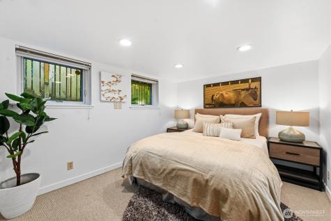 2514 Lake Park Drive S Seattle WA 98144