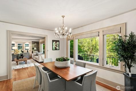 2514 Lake Park Drive S Seattle WA 98144