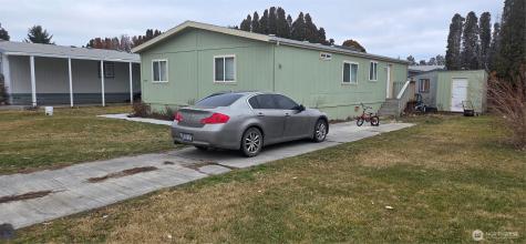 4815 Airway Drive NE Moses Lake WA 98837