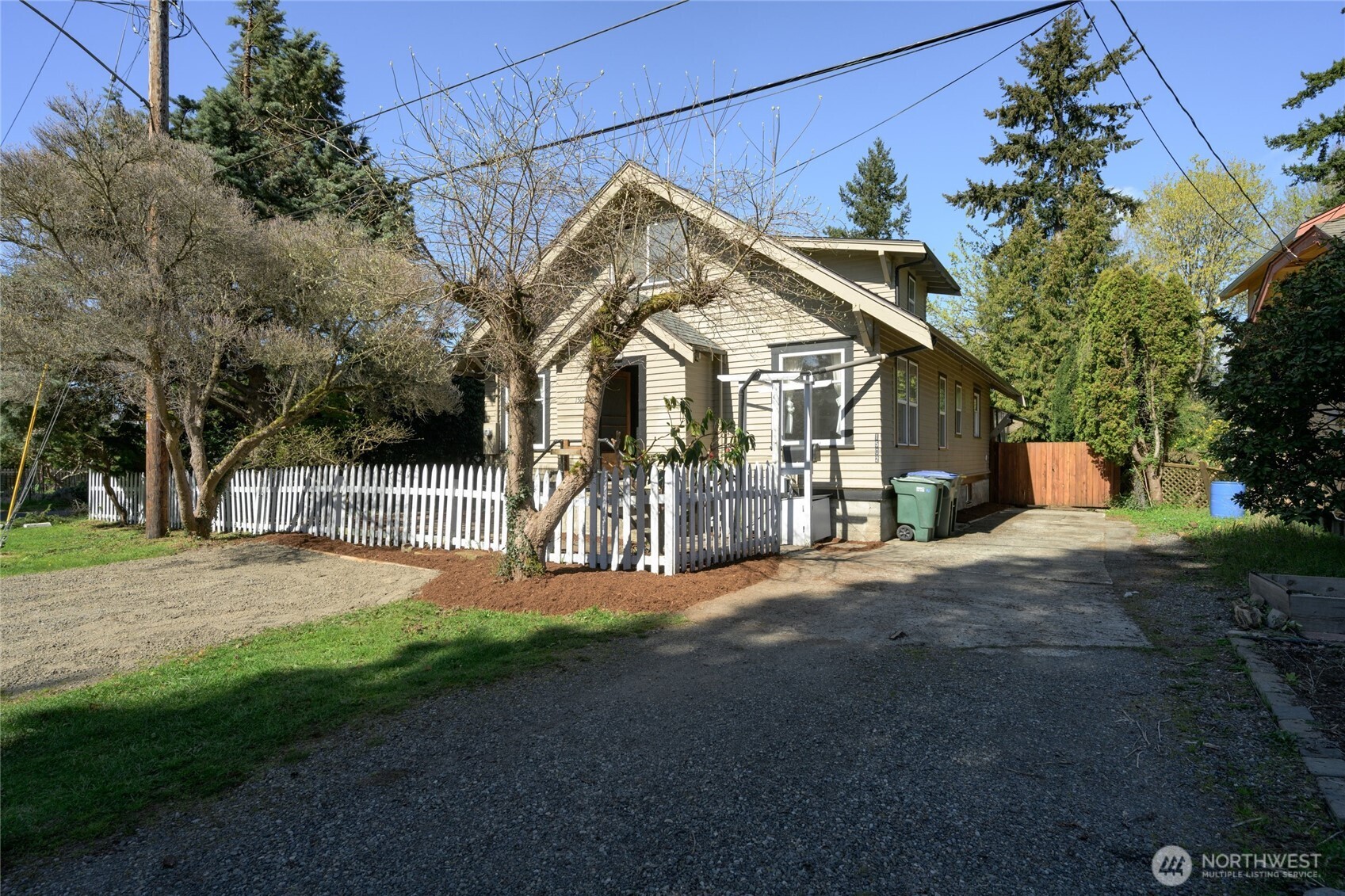 1502 E Maplewood Avenue Bellingham WA 98225