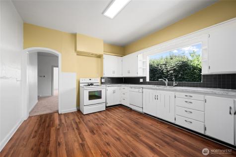 1502 E Maplewood Avenue Bellingham WA 98225