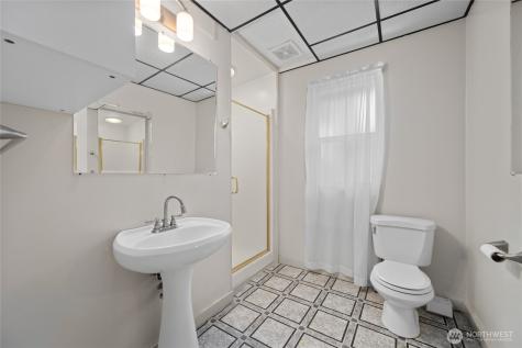 1502 E Maplewood Avenue Bellingham WA 98225