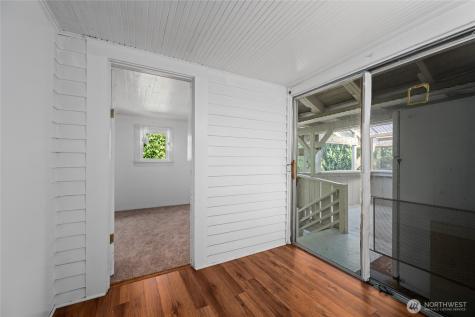 1502 E Maplewood Avenue Bellingham WA 98225