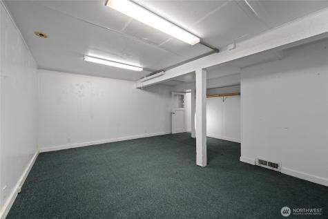 1502 E Maplewood Avenue Bellingham WA 98225