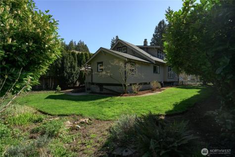 1502 E Maplewood Avenue Bellingham WA 98225