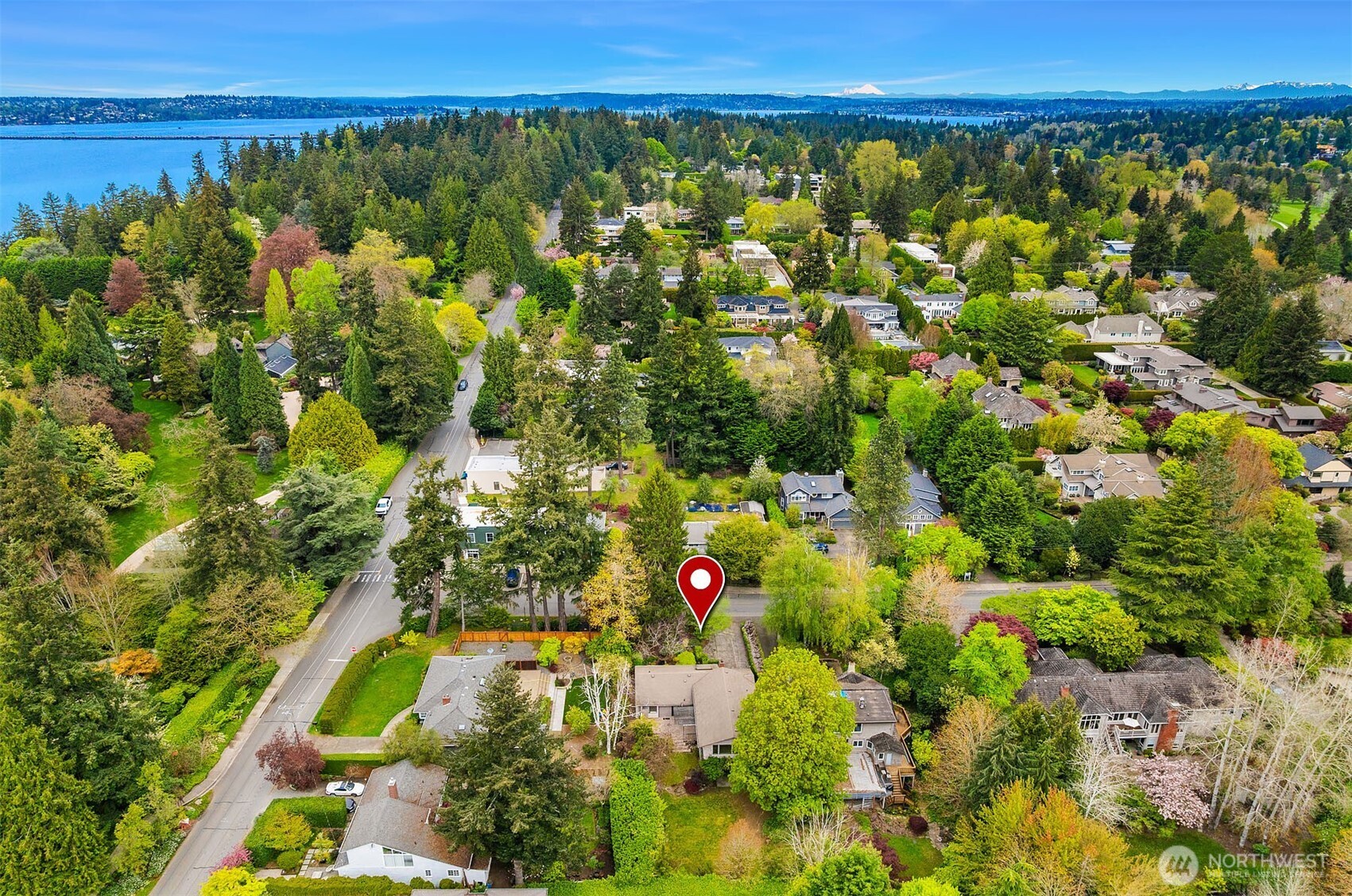 7611 NE 8th Street Medina WA 98039