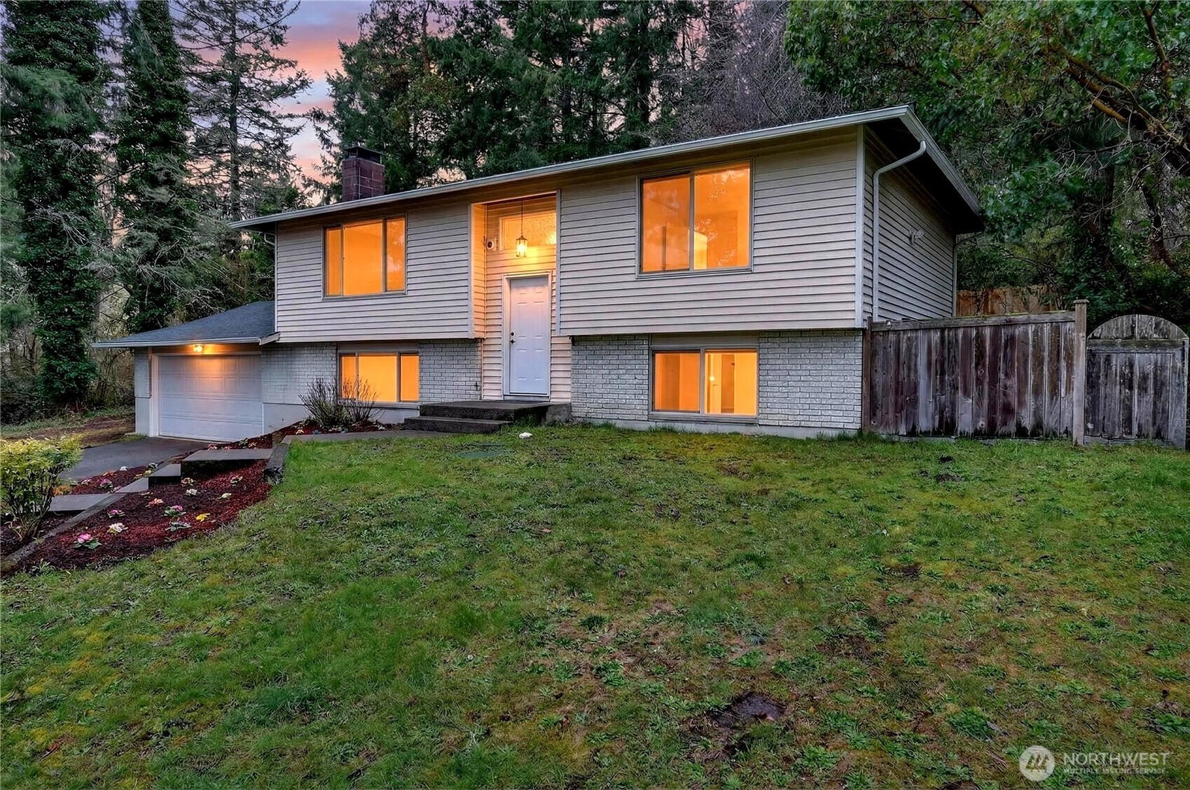 28 Madrona Place Dupont WA 98327