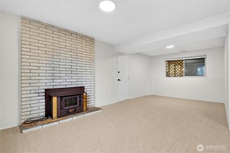 28 Madrona Place Dupont WA 98327