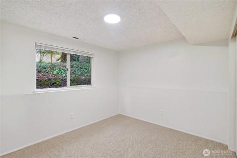 28 Madrona Place Dupont WA 98327