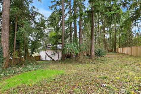 28 Madrona Place Dupont WA 98327