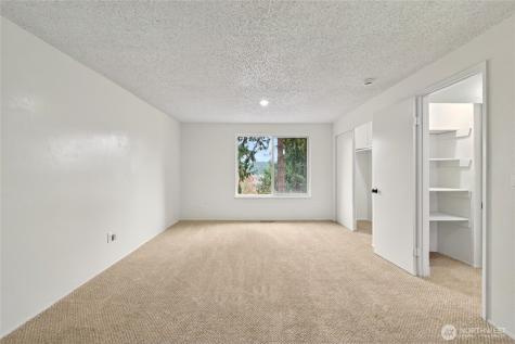 28 Madrona Place Dupont WA 98327