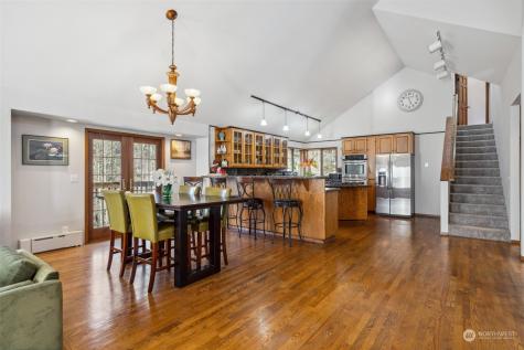 9009 Martin Avenue NW Silverdale WA 98383