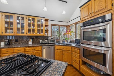 9009 Martin Avenue NW Silverdale WA 98383