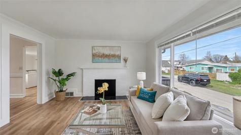 7301 32nd Avenue S Seattle WA 98118