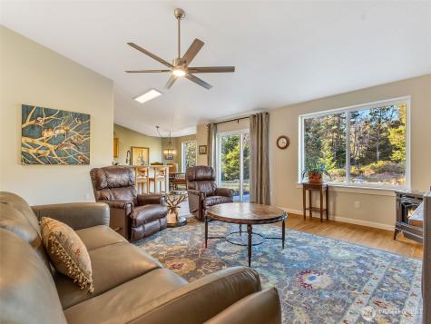 18215 Mill Lane Long Beach WA 98631