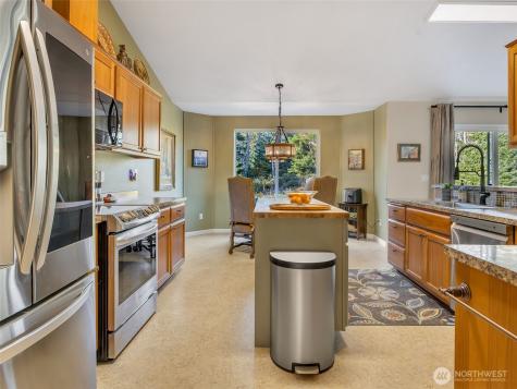 18215 Mill Lane Long Beach WA 98631