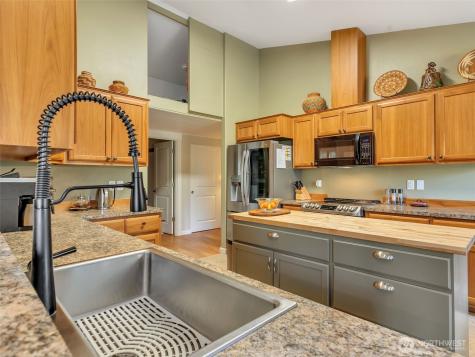 18215 Mill Lane Long Beach WA 98631