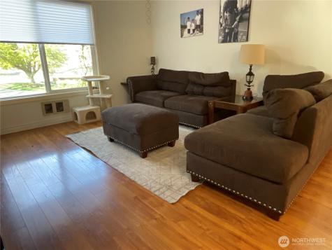 2260 Darvic Place Oak Harbor WA 98277