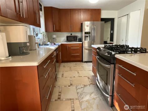 2260 Darvic Place Oak Harbor WA 98277