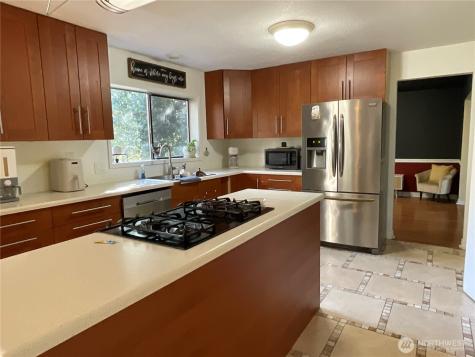 2260 Darvic Place Oak Harbor WA 98277
