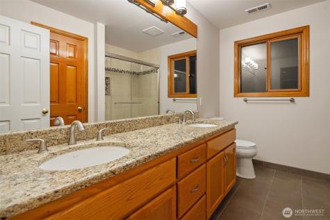6728 St. Andrews Drive Mukilteo WA 98275