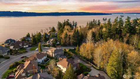 6728 St. Andrews Drive Mukilteo WA 98275