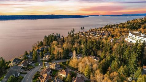 6728 St. Andrews Drive Mukilteo WA 98275