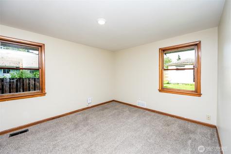 6521 S Park Avenue Tacoma WA 98408