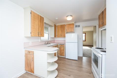 6521 S Park Avenue Tacoma WA 98408