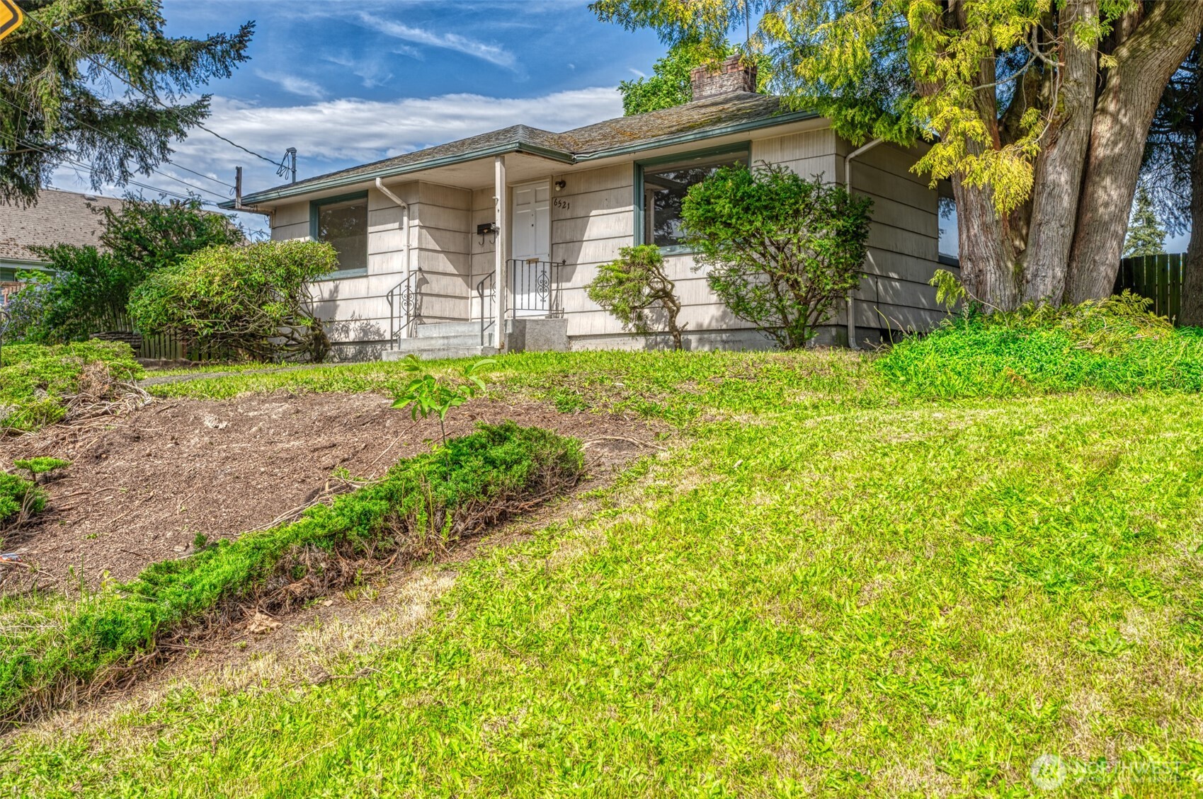 6521 S Park Avenue Tacoma WA 98408